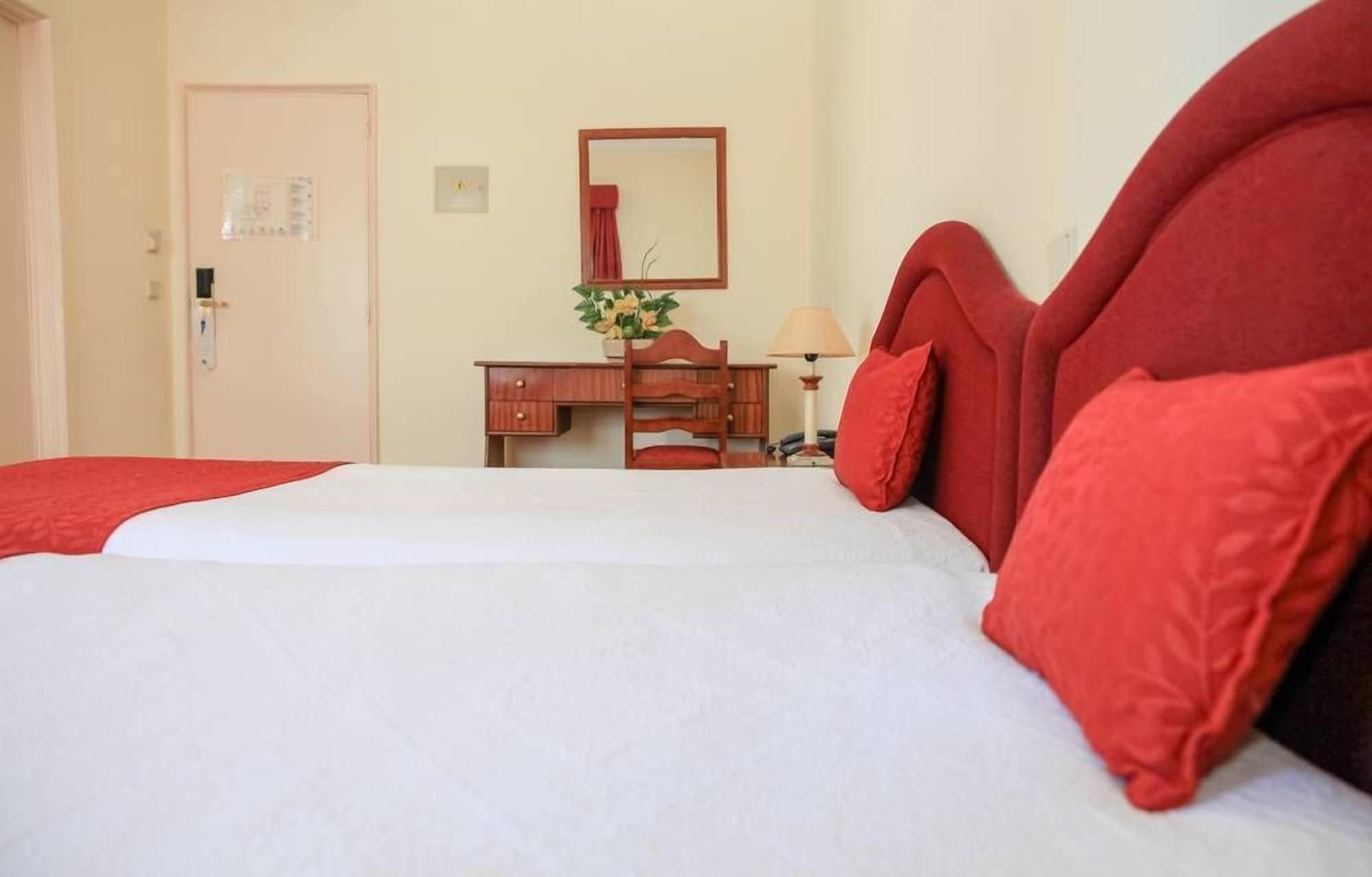 Hotel Baia De Monte Gordo Esterno foto